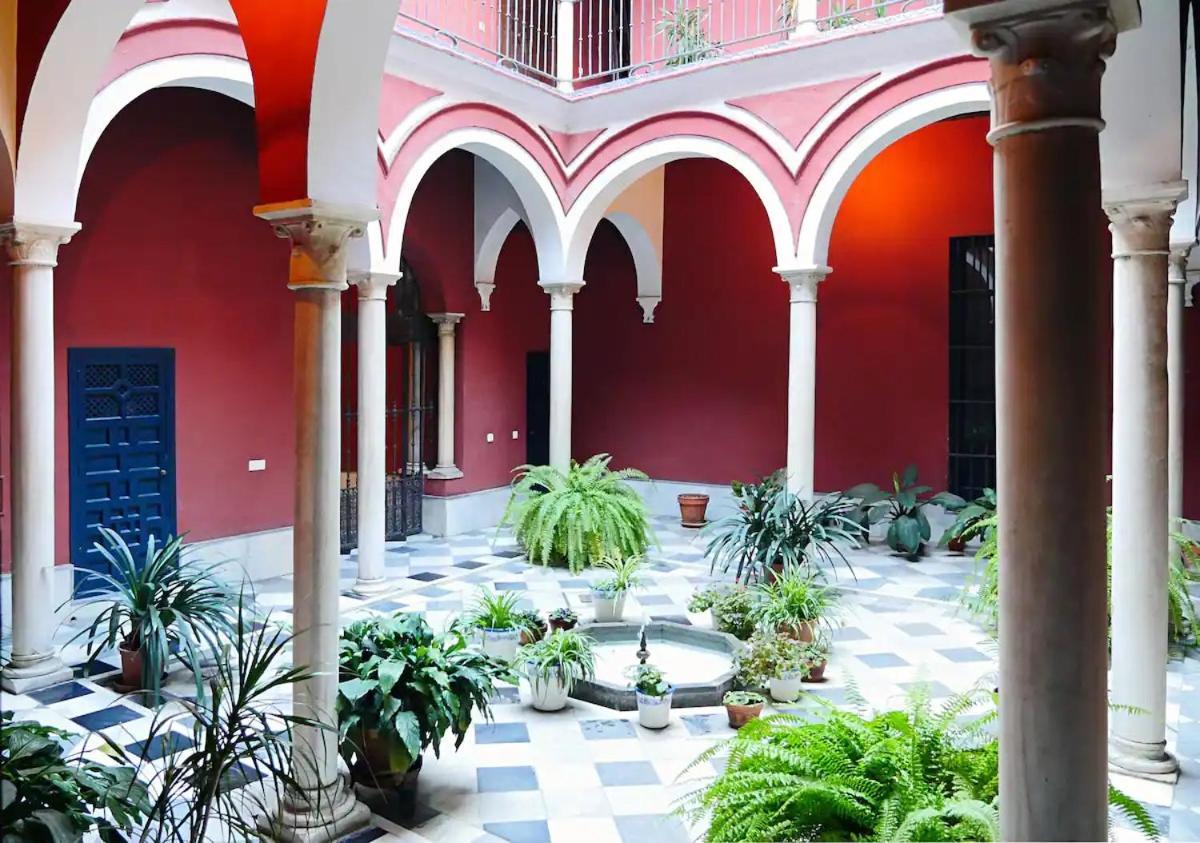 Casa Palacio Dona Guiomar Seville Exterior photo